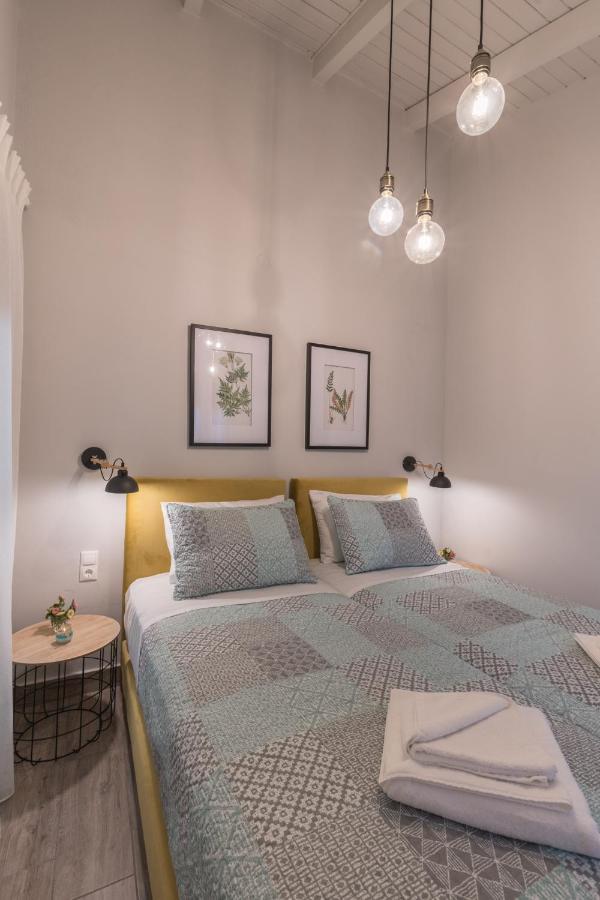 Casa Leone, Cosy Apartment Overlooking The Square Spilion ภายนอก รูปภาพ